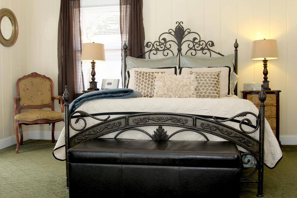Monarch Cove Inn Capitola Chambre photo