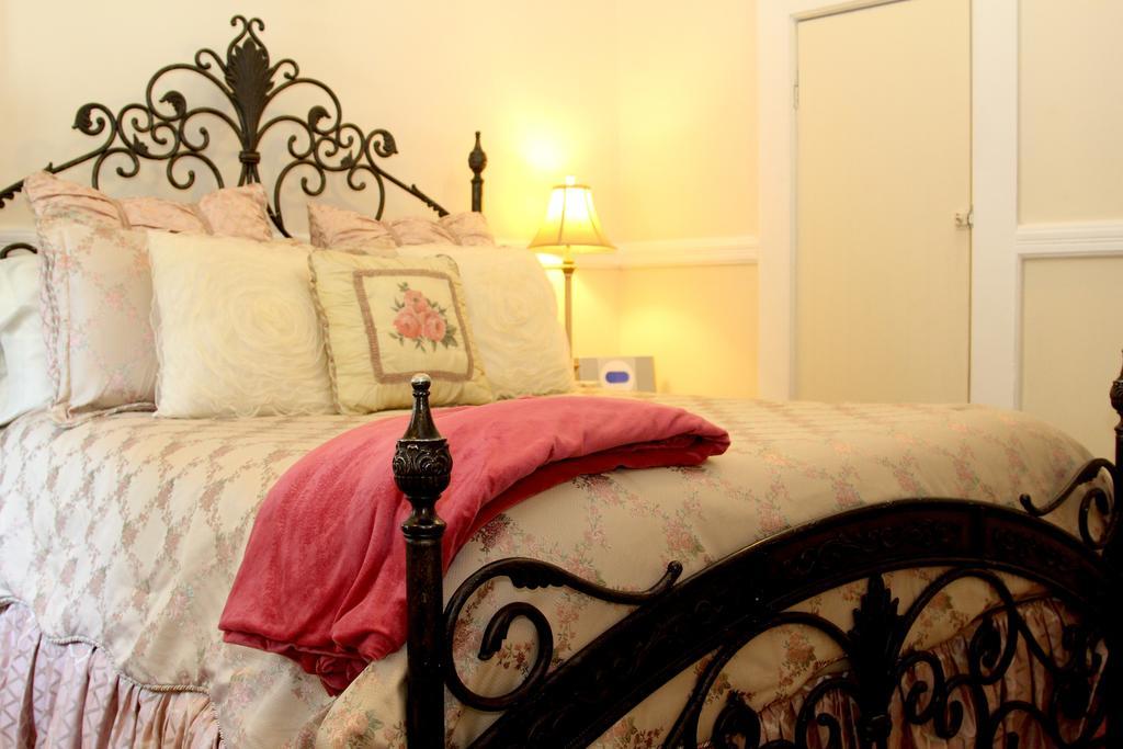 Monarch Cove Inn Capitola Chambre photo
